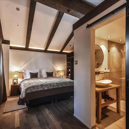 Schloss - A Swiss Experience Chalet Zermatt