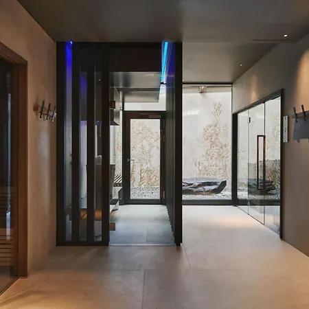 Schloss - A Swiss Experience Chalet Zermatt